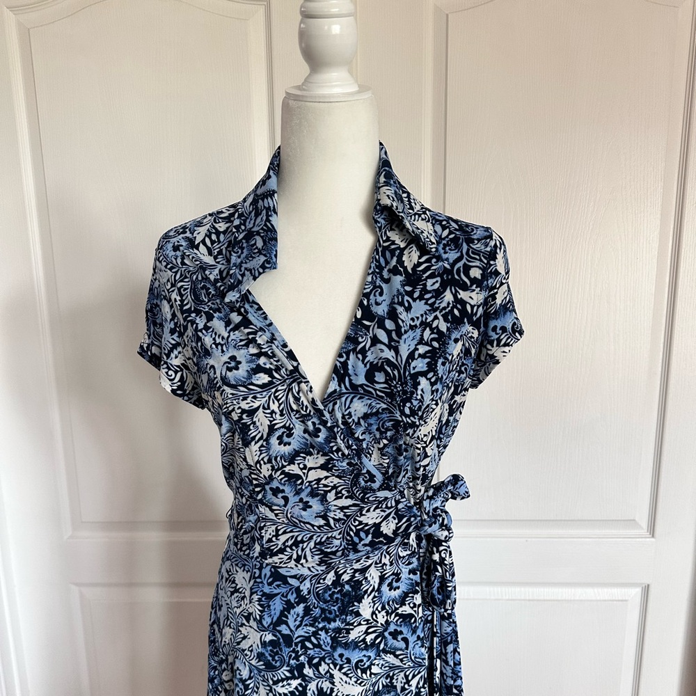 Boston Proper Blue and White Wrap Midi Dress - Picture 5 of 10